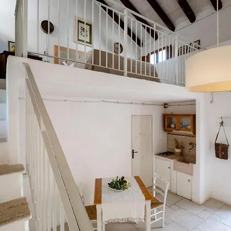 Masseria Caretti Grande Bed and Breakfast 4*