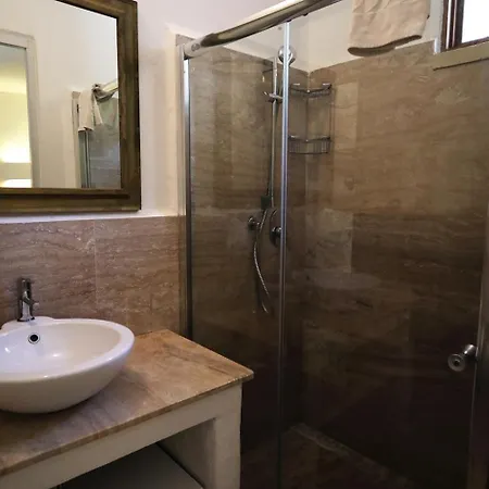 Bed and Breakfast Masseria Caretti Grande 4*