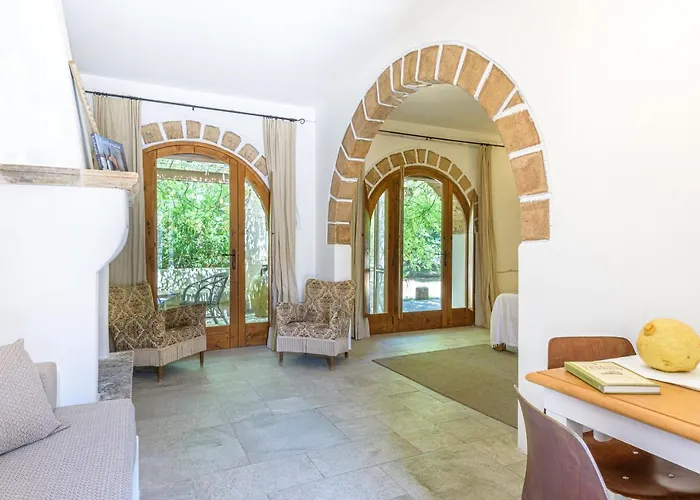 Masseria Caretti Grande Bed & Breakfast